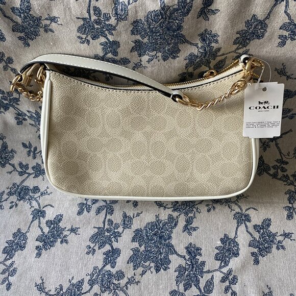Coach Cream Shoulder Bag - Picture 4 of 11